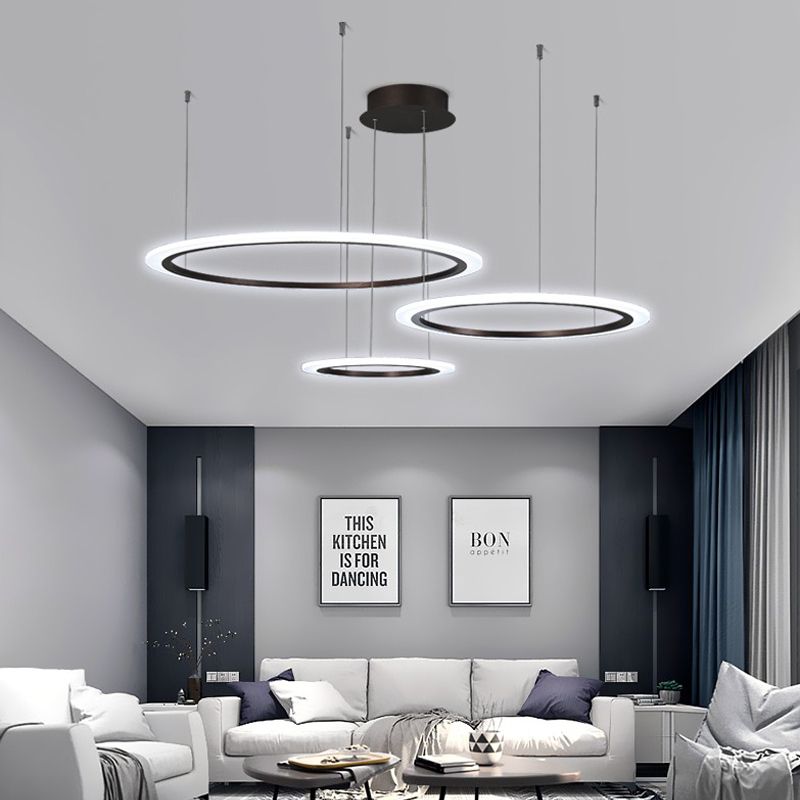 Ausgefallene moderne Acryl Kreis Lichter Ring Kronleuchter Befestigung runde hängende Licht kreisförmige LED Pendelleuchte für Restaurant